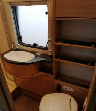                         Dethleffs FMK 650 - zdjęcie 9
                        