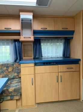                         Hobby 495 DE LUXE - zdjęcie 18
                        