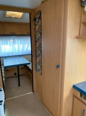                         Hobby 495 DE LUXE - zdjęcie 32
                        