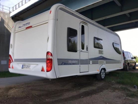                         Przyczepa Hobby 560 kmfe 560 La Vita 2009 r. - zdjęcie 17
                        
