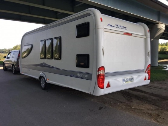                         Przyczepa Hobby 560 kmfe 560 La Vita 2009 r. - zdjęcie 24
                        