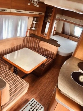                         Przyczepa Hobby 560 kmfe 560 La Vita 2009 r. - zdjęcie 28
                        