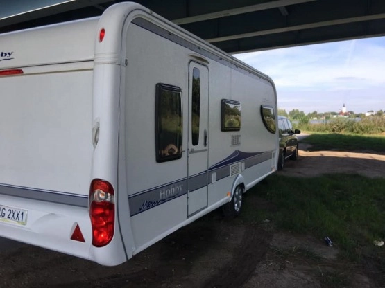                         Przyczepa Hobby 560 kmfe 560 La Vita 2009 r. - zdjęcie 32
                        