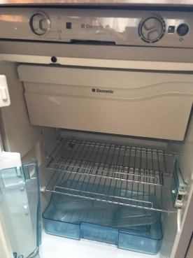                         Przyczepa Hobby 560 kmfe 560 La Vita 2009 r. - zdjęcie 38
                        