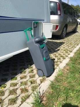                         Przyczepa Hobby 560 kmfe 560 La Vita 2009 r. - zdjęcie 3
                        