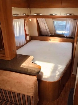                         Przyczepa Hobby 560 kmfe 560 La Vita 2009 r. - zdjęcie 8
                        