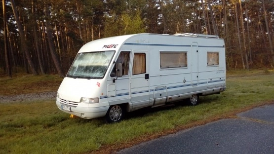                         Kamper  - zdjęcie 2
                        