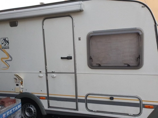                         Knaus Sudwind 450, 2000 r. - zdjęcie 6
                        