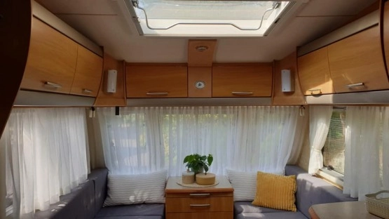                         Przyczepa Swift Challenger 480 2007 rok - zdjęcie 10
                        