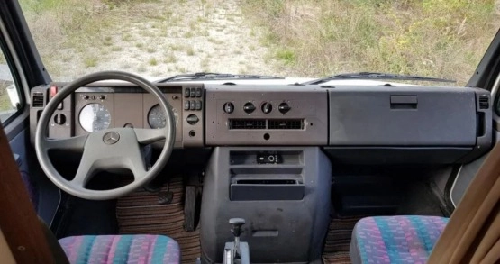                         Mercedes-Benz T2 711D Vario - zdjęcie 10
                        