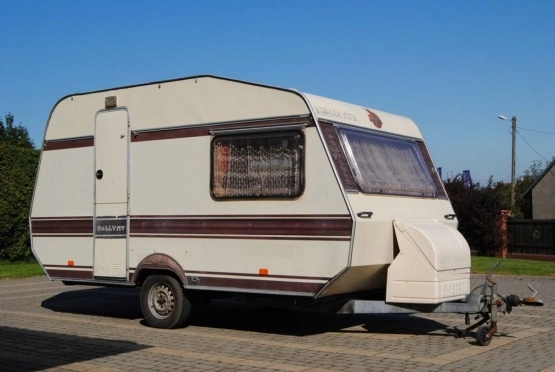                         HOME CAR Stacjonarna! Idealna na działkę! Budowę! Camping! TRANSPORT!! - zdjęcie 1
                        