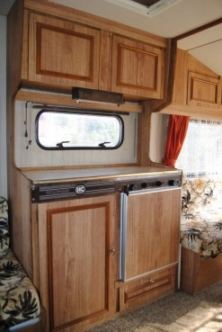                         HOME CAR Stacjonarna! Idealna na działkę! Budowę! Camping! TRANSPORT!! - zdjęcie 3
                        