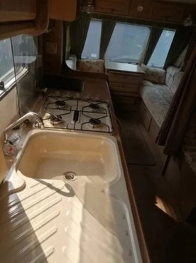                         Fleetwood Garland 165-5 Luxe 4/5 osobowa - zdjęcie 6
                        