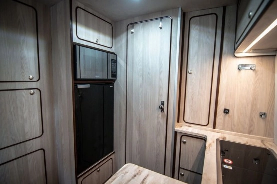                         Peugeot Boxer Kamper EBACAMP - zdjęcie 30
                        