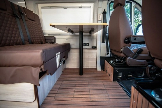                         Peugeot Boxer Kamper EBACAMP - zdjęcie 9
                        