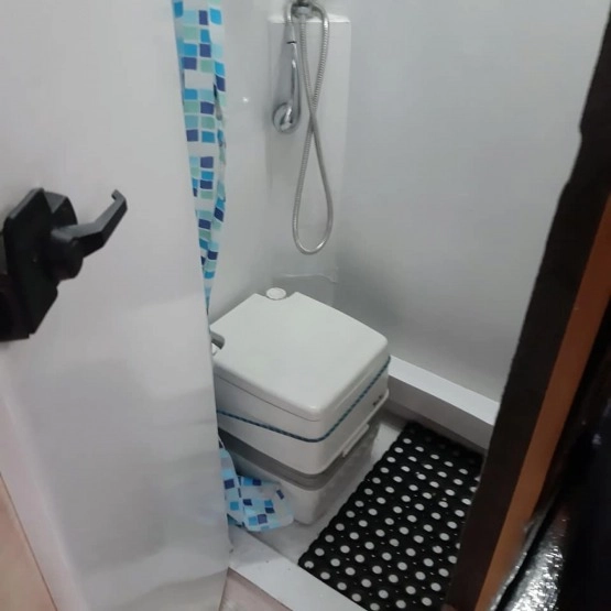                         KamperVan Renault Master - zdjęcie 11
                        