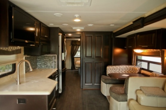                         F53 FOREST RIVER GORGETOWN XL - zdjęcie 5
                        