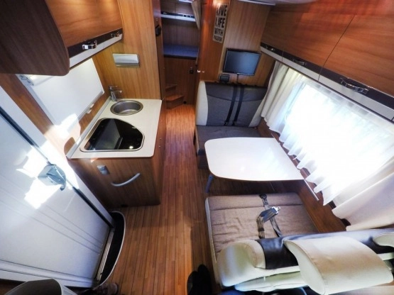                         Fiat Ducato Weinsberg 700DG - zdjęcie 4
                        