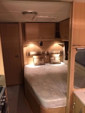                         Czysta i pachnąca przyczepa Abbey Vogue 2 620 - zdjęcie 5
                        