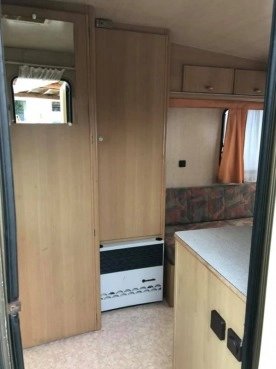                         Przyczepa Adria 410, łazienka, przedsionek, dmc 1000 kg - zdjęcie 6
                        