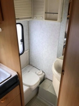                         Przyczepa Adria 410, łazienka, przedsionek, dmc 1000 kg - zdjęcie 7
                        