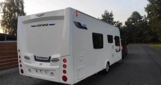                         Przyczepa Compass Corona 580 z 2014 r. - zdjęcie 24
                        