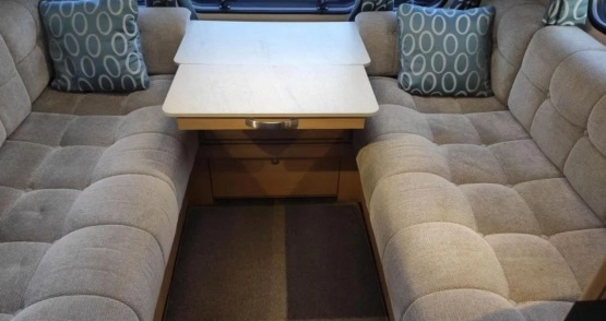                         Przyczepa Compass Corona 580 z 2014 r. - zdjęcie 36
                        