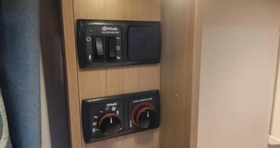                         Przyczepa Compass Corona 580 z 2014 r. - zdjęcie 37
                        