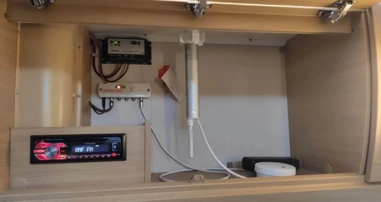                         Przyczepa Compass Corona 580 z 2014 r. - zdjęcie 38
                        