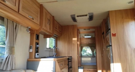                         Przyczepa Fleetwood Heritage 640 z 2005 r. - zdjęcie 16
                        