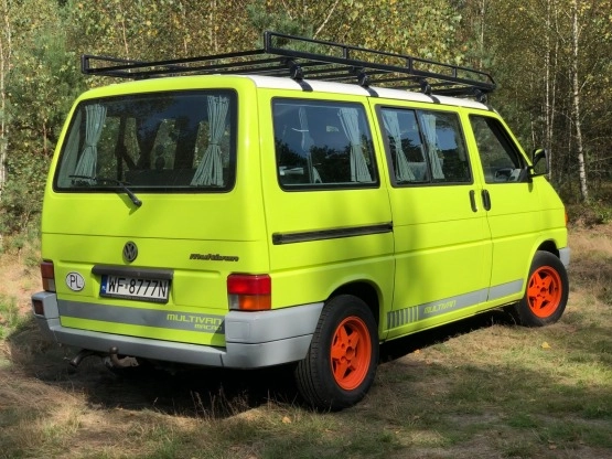                         Nie kamper ale spać można i pysznie jeździ VW Multivan 92' - zdjęcie 13
                        