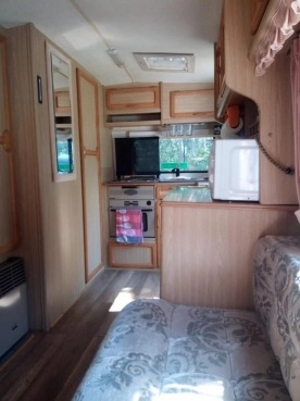                         Przyczepa kempingowa Elddis - zdjęcie 7
                        