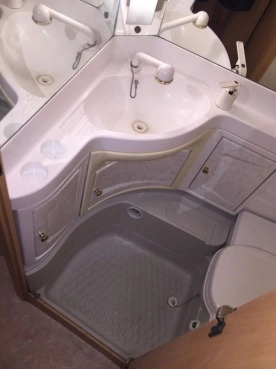                         Sprzedam Hobby 460, 1997 r. - zdjęcie 4
                        