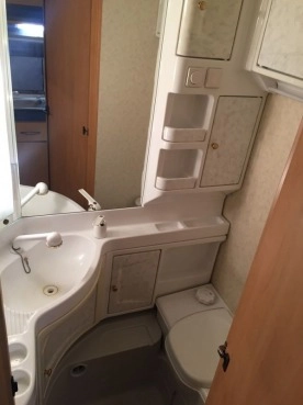                         Sprzedam Hobby 460, 1997 r. - zdjęcie 8
                        