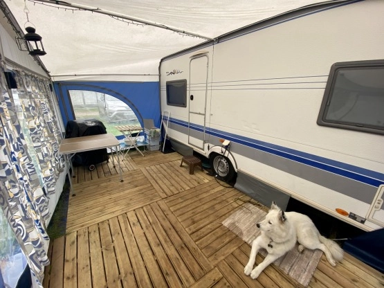                         Hobby DE LUXE EASY 460 UFE - zdjęcie 8
                        