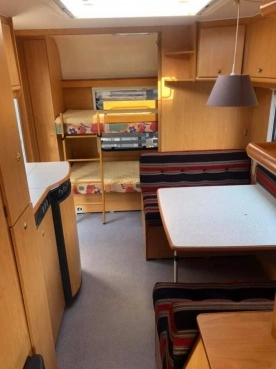                         Przyczepa Dethleffs 6 osób, DMC 1500 kg, rok 1998, przedsionek, Leszno - zdjęcie 10
                        