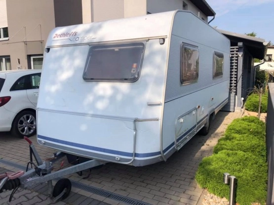                         Przyczepa Dethleffs 6 osób, DMC 1500 kg, rok 1998, przedsionek, Leszno - zdjęcie 8
                        