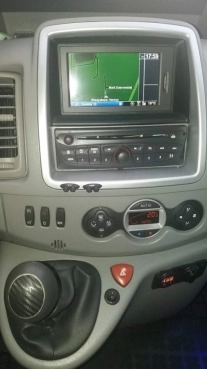                         Renault Trafic mini kamper, bus 9 osób w świtenym stanie - zdjęcie 10
                        