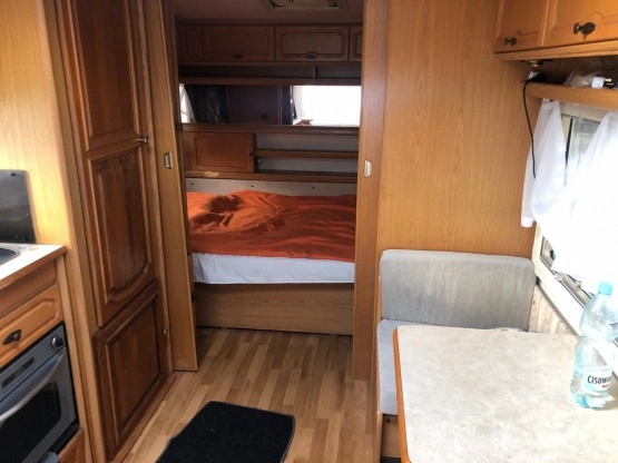                         Przeczypa campingowa Tabbert Comtesse Delxue 565 + przedsionek + podłoga - zdjęcie 1
                        