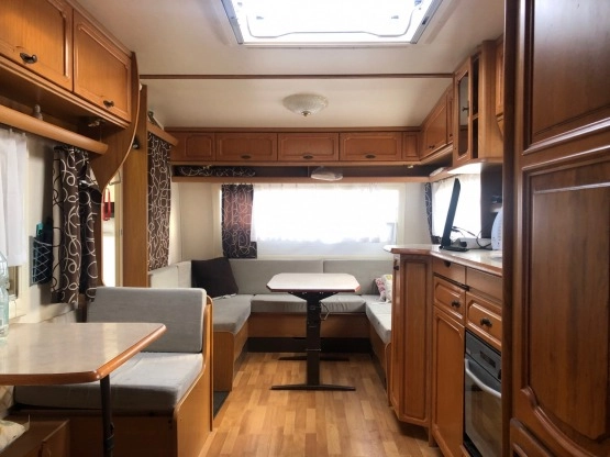                         Przeczypa campingowa Tabbert Comtesse Delxue 565 + przedsionek + podłoga - zdjęcie 7
                        