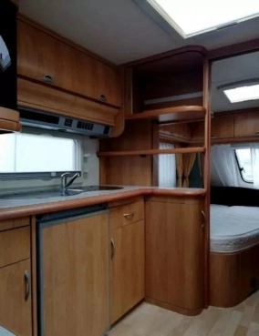                         Sprzedam przyczepa kempingowa HOBBY - zdjęcie 4
                        