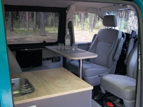                         VOLKSWAGEN T5 4X4 4 Motion Van Off Trawel Kamper long - zdjęcie 10
                        
