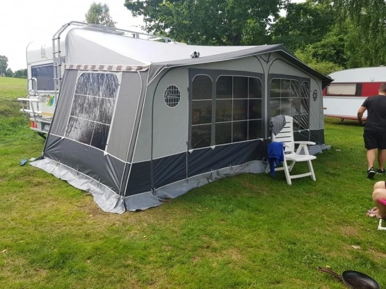                         Przyczepa kempingowa Knaus Sudwind. Zamiana na większą - zdjęcie 10
                        