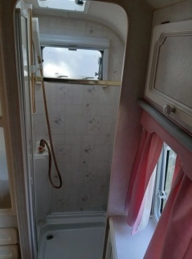                         Przyczepa Bucanner Elan 15 - zdjęcie 20
                        