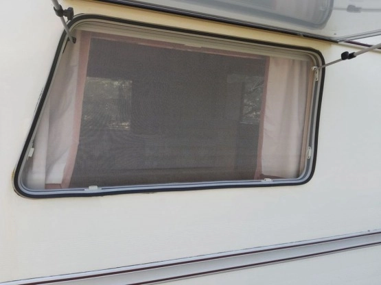                         Przyczepa Bucanner Elan 15 - zdjęcie 23
                        