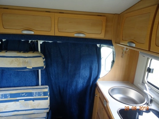                         Kamper Fiat Ducato zabudowa McLouis - zdjęcie 5
                        