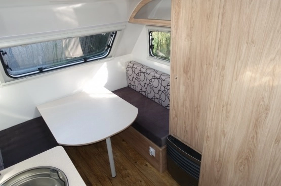                         NOWA model N-Cross 4 osobowa Łóżko piętrowe Toaleta Prysznic Ciepła woda dostępna od ręki Super Cena - zdjęcie 19
                        