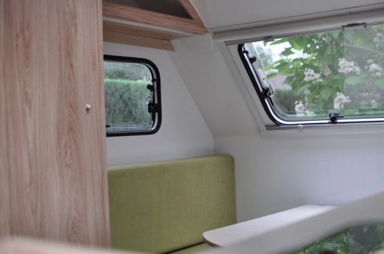                         NOWA model N-Cross 4 osobowa Łóżko piętrowe Toaleta Prysznic Ciepła woda dostępna od ręki Super Cena - zdjęcie 9
                        