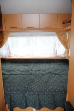                         CHATEAU CANTARA Zarejestrowana! 4 osobowa z WC. Zadbana, 2000 rok, DMC 1300 kg - zdjęcie 2
                        