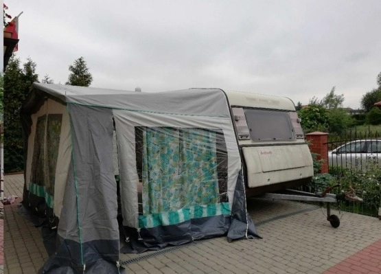                         Przyczepa kempingowa Dethleffs z przedsionkiem, ZADBANA, zarejestrowana - zdjęcie 4
                        